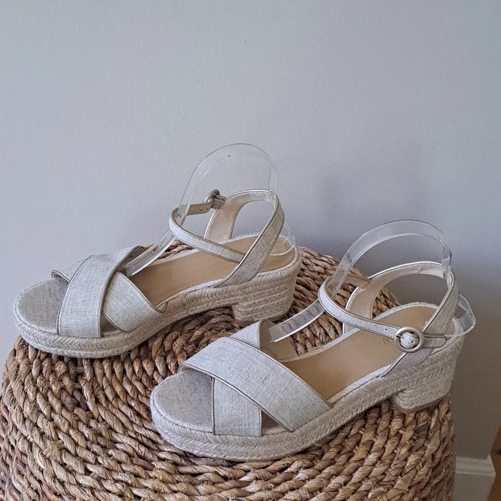 NWOT J.Crew Factory Beige Platform‎ Espadrille Block 2.5